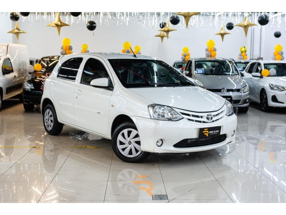 Toyota Etios Hatch