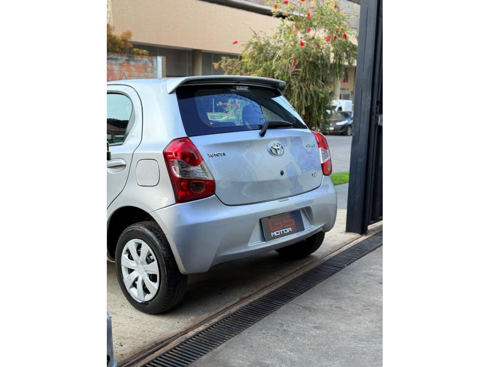 Toyota Etios Hatch