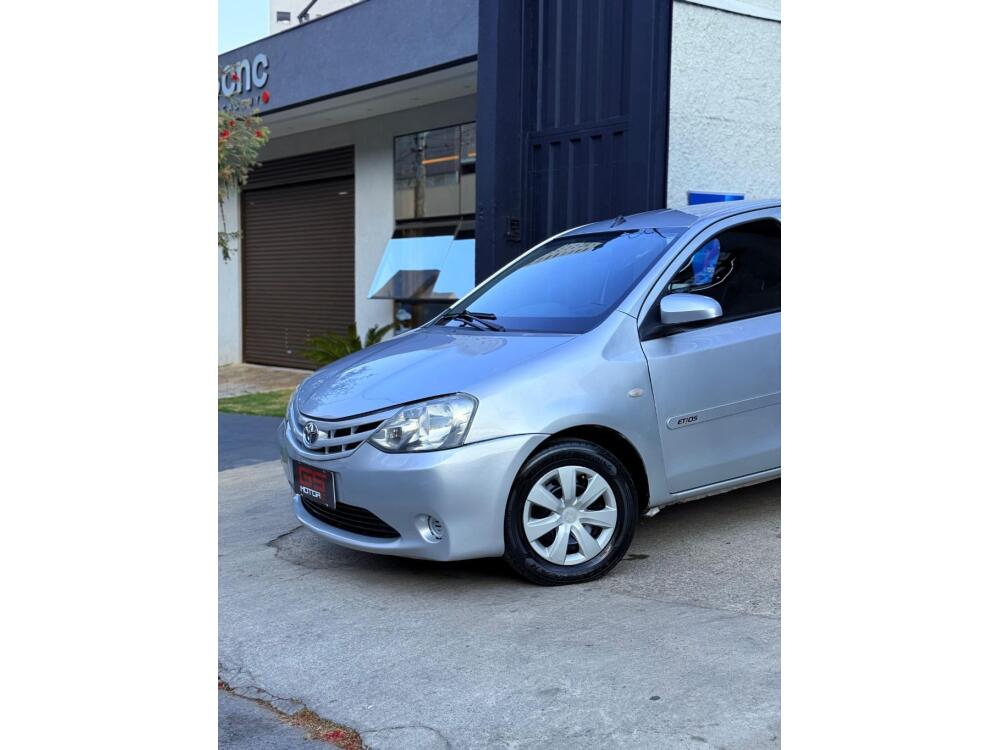 Toyota Etios Hatch