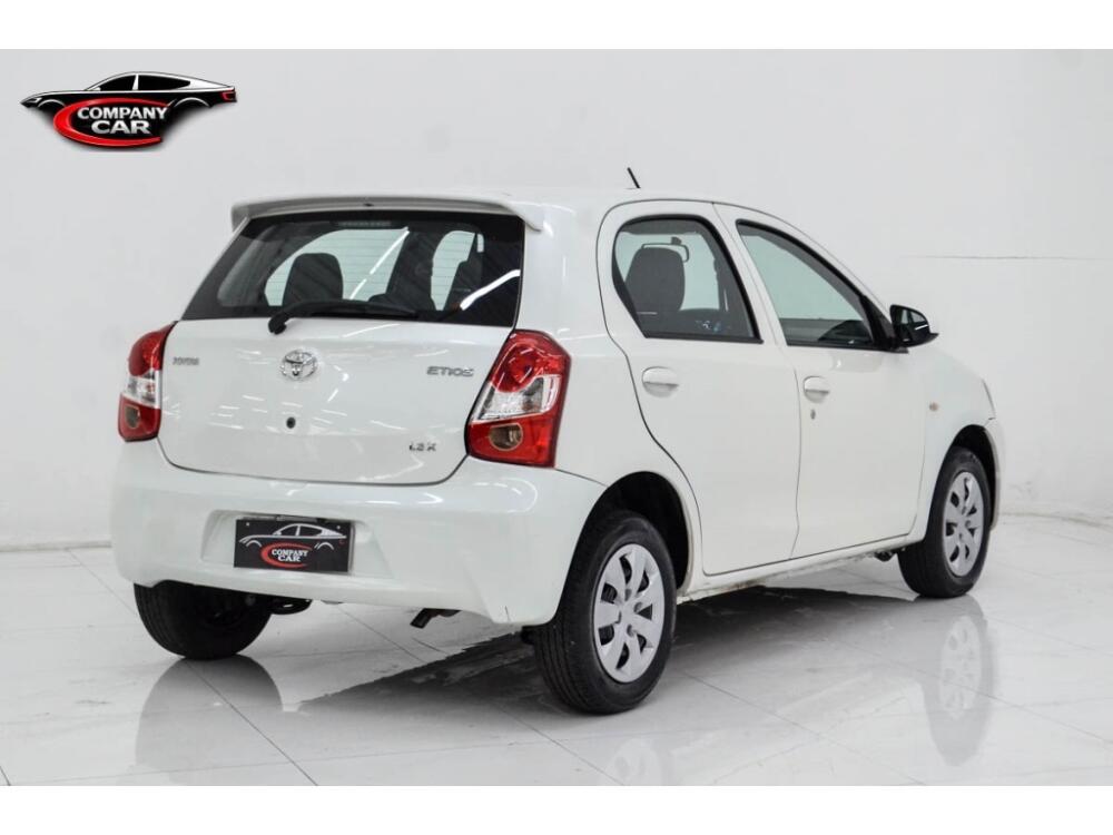 Toyota Etios Hatch