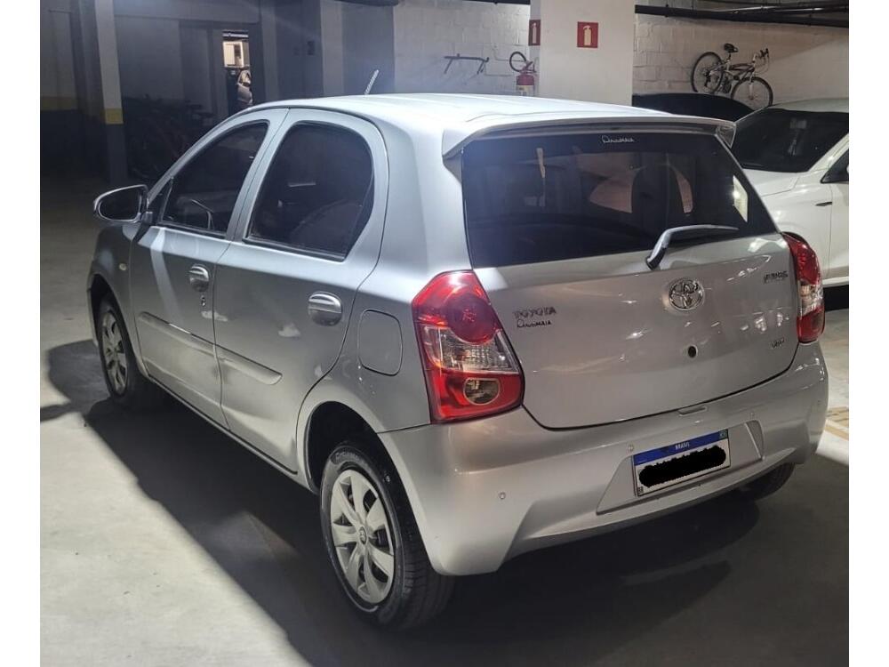 Toyota Etios Hatch