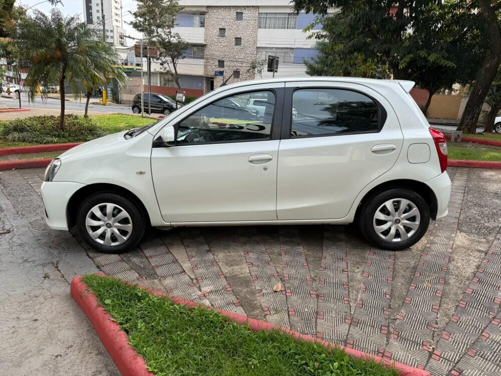 Toyota Etios Hatch