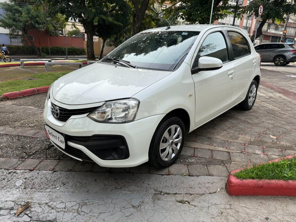 Toyota Etios Hatch