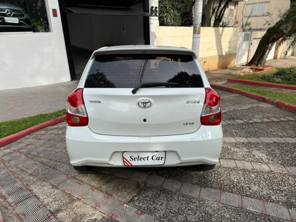 Toyota Etios Hatch