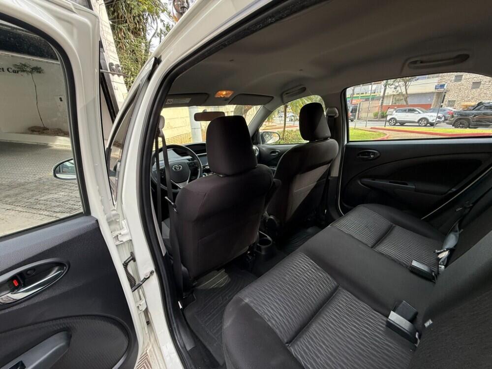 Toyota Etios Hatch
