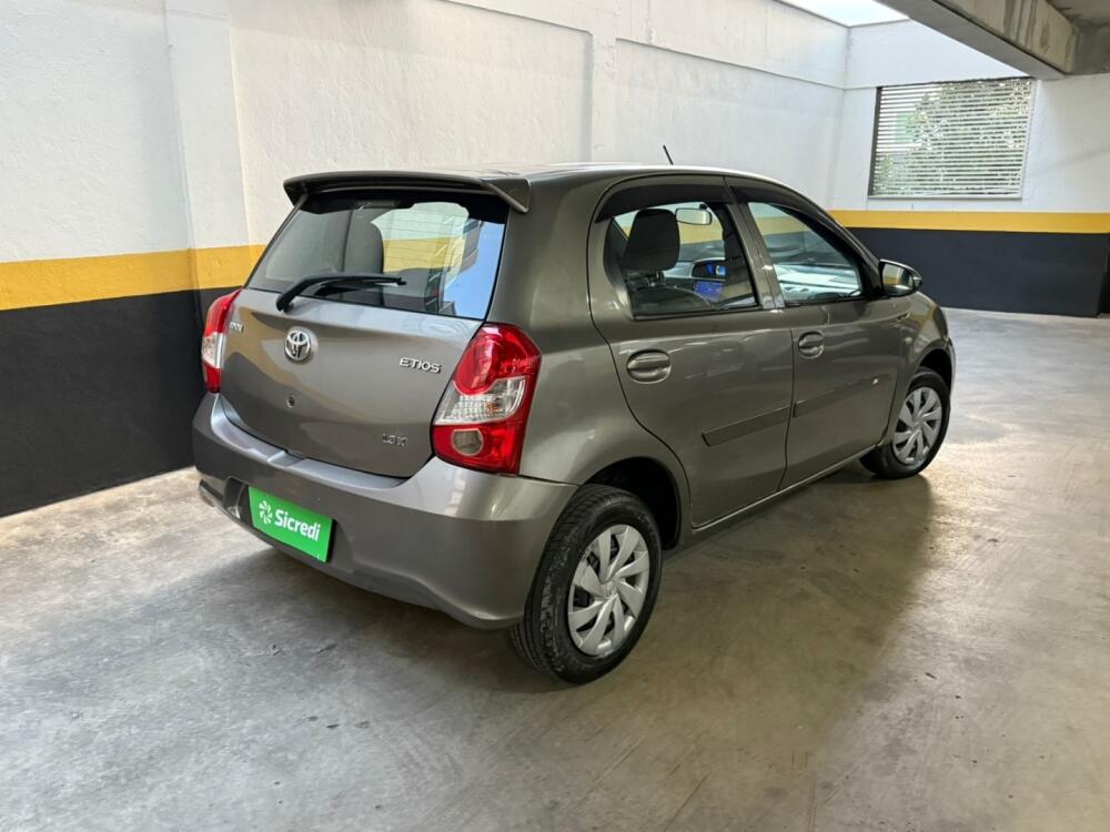 Toyota Etios Hatch