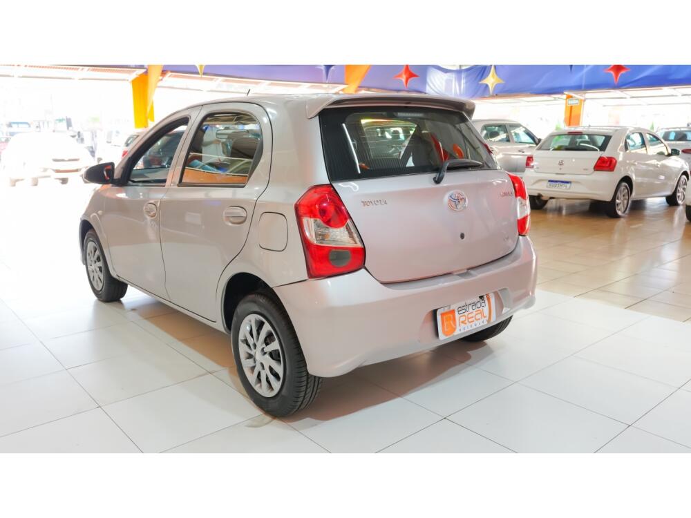 Toyota Etios Hatch
