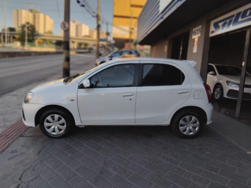 Toyota Etios Hatch