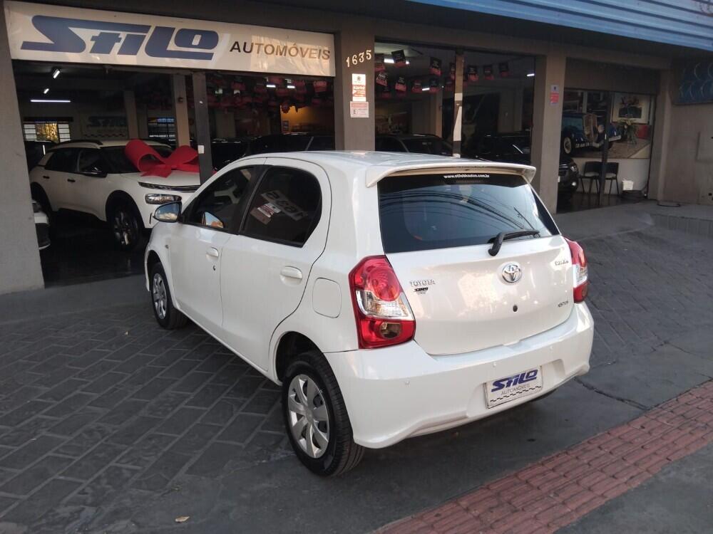 Toyota Etios Hatch