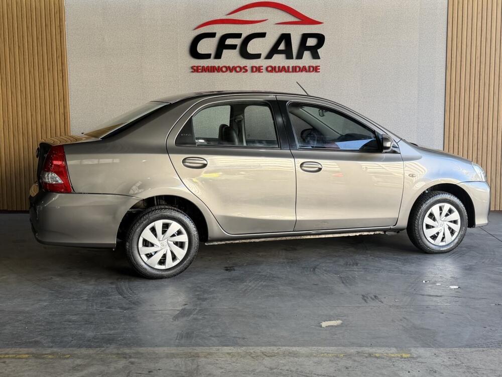 Toyota Etios Hatch