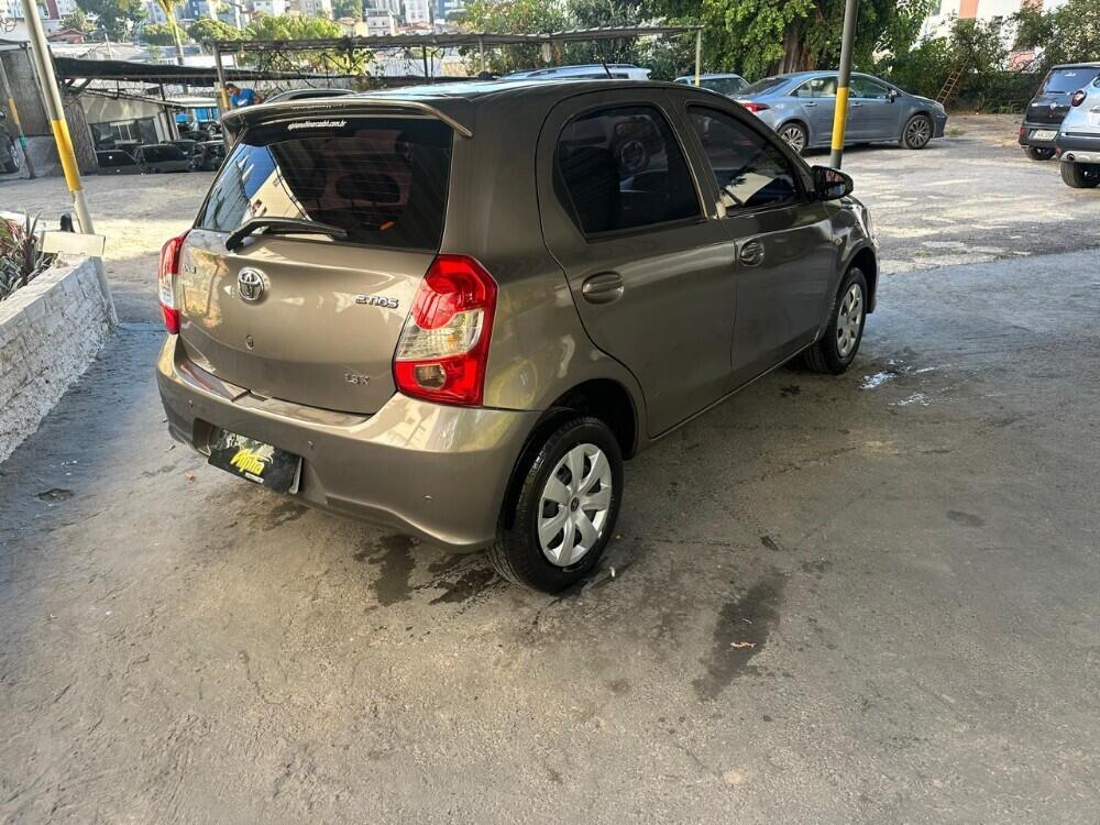 Toyota Etios Hatch