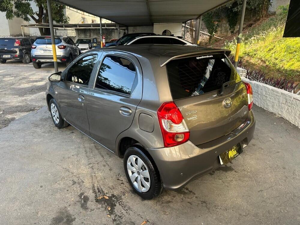Toyota Etios Hatch