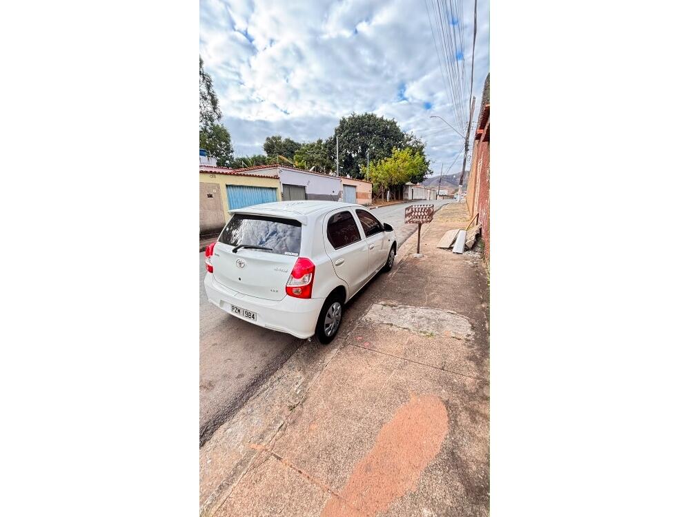 Toyota Etios Hatch