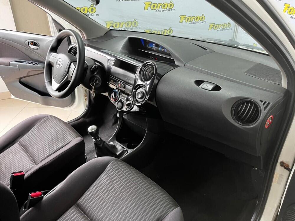 Toyota Etios Hatch