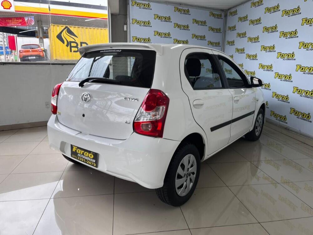 Toyota Etios Hatch