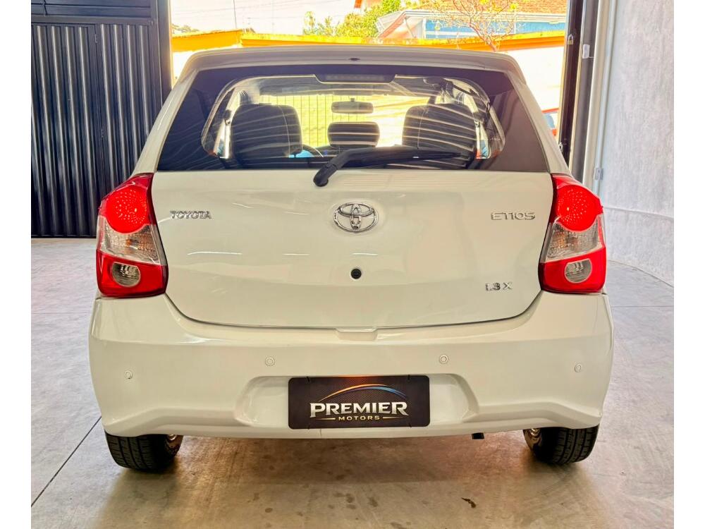 Toyota Etios Hatch