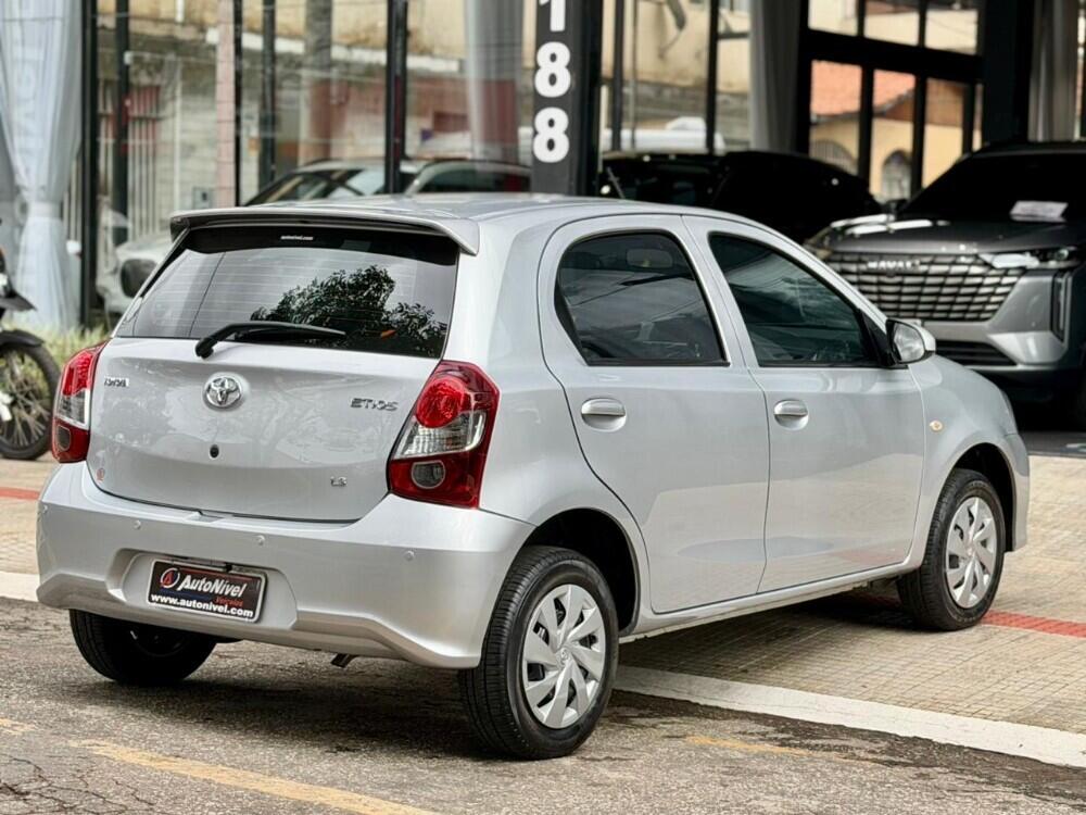 Toyota Etios Hatch