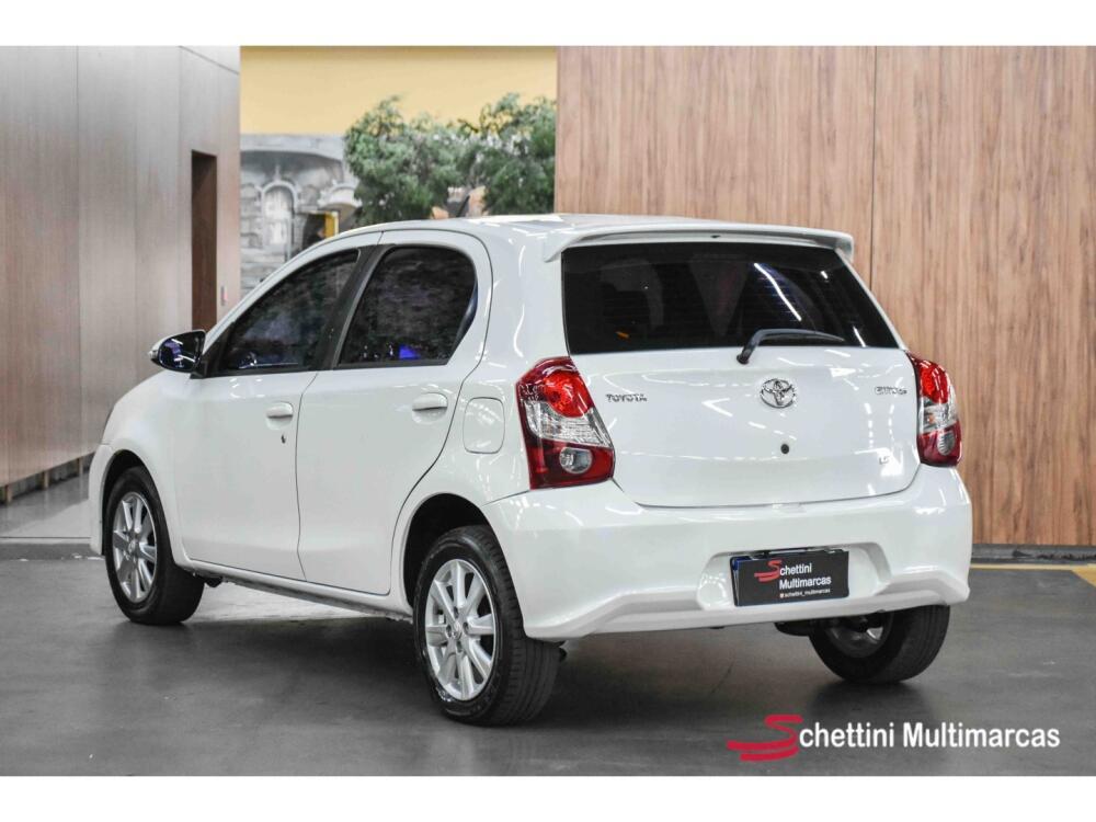 Toyota Etios Hatch