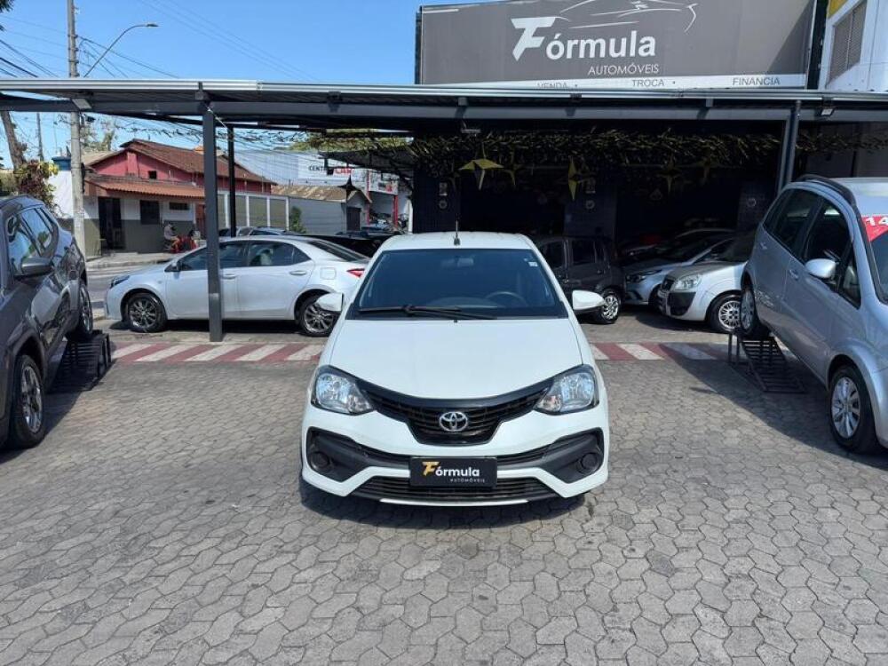 Toyota Etios Hatch