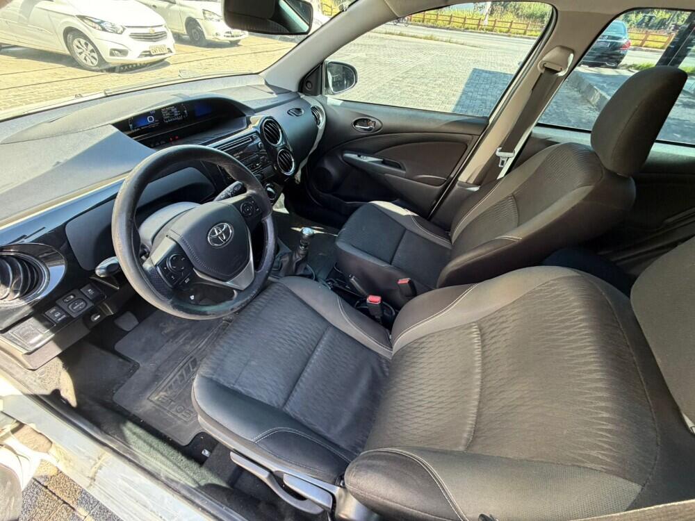 Toyota Etios Hatch