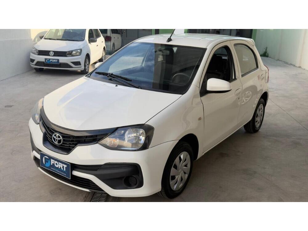 Toyota Etios Hatch