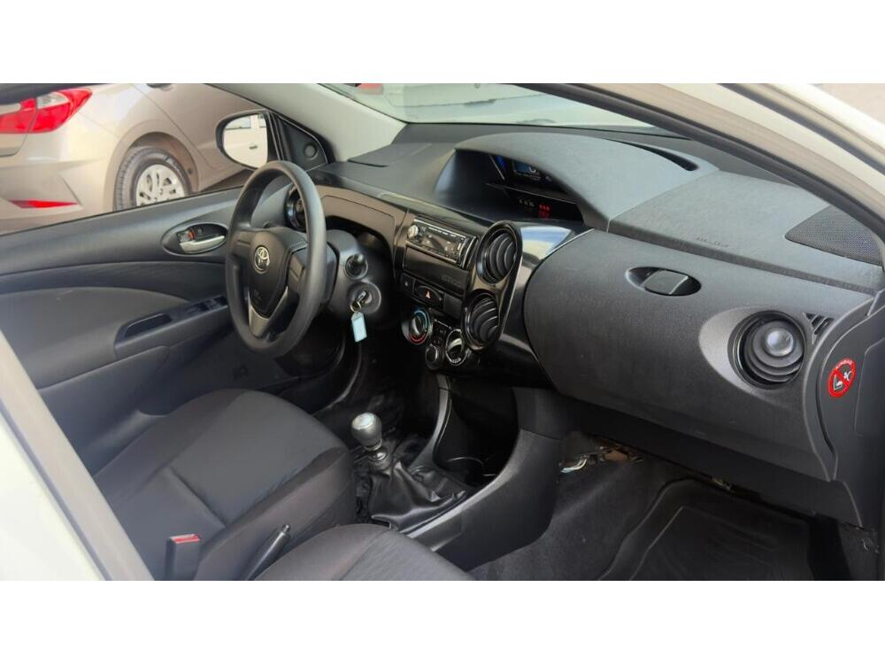 Toyota Etios Hatch