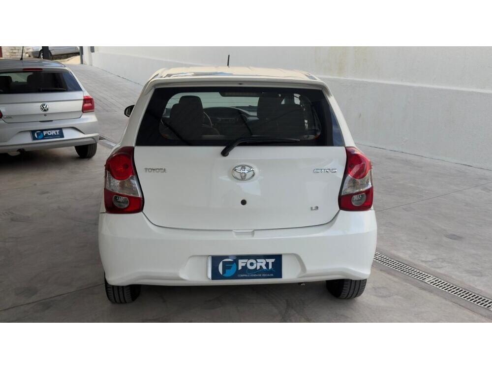 Toyota Etios Hatch