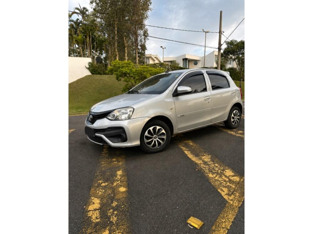 Toyota Etios Hatch