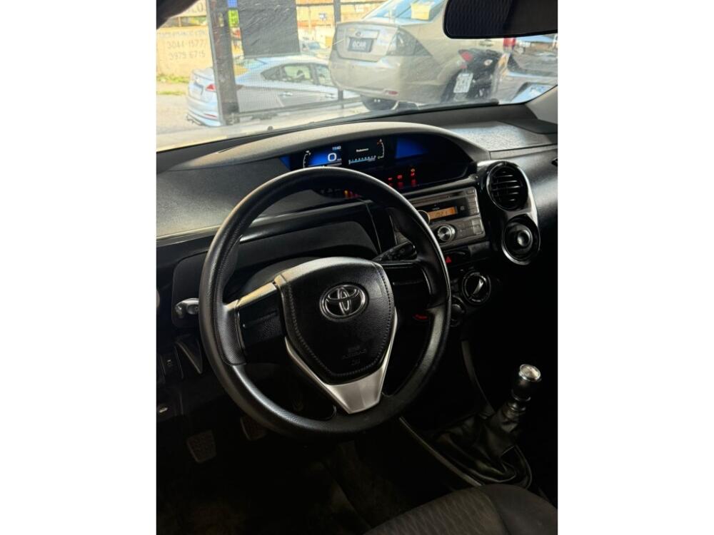 Toyota Etios Hatch