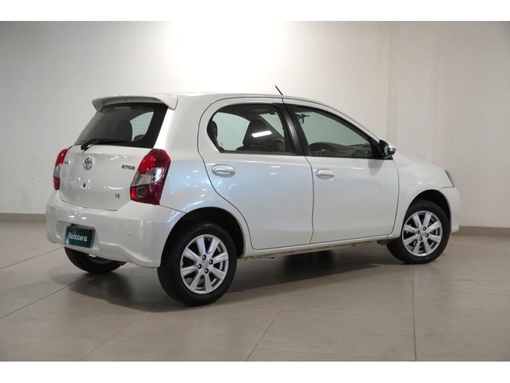 Toyota Etios Hatch