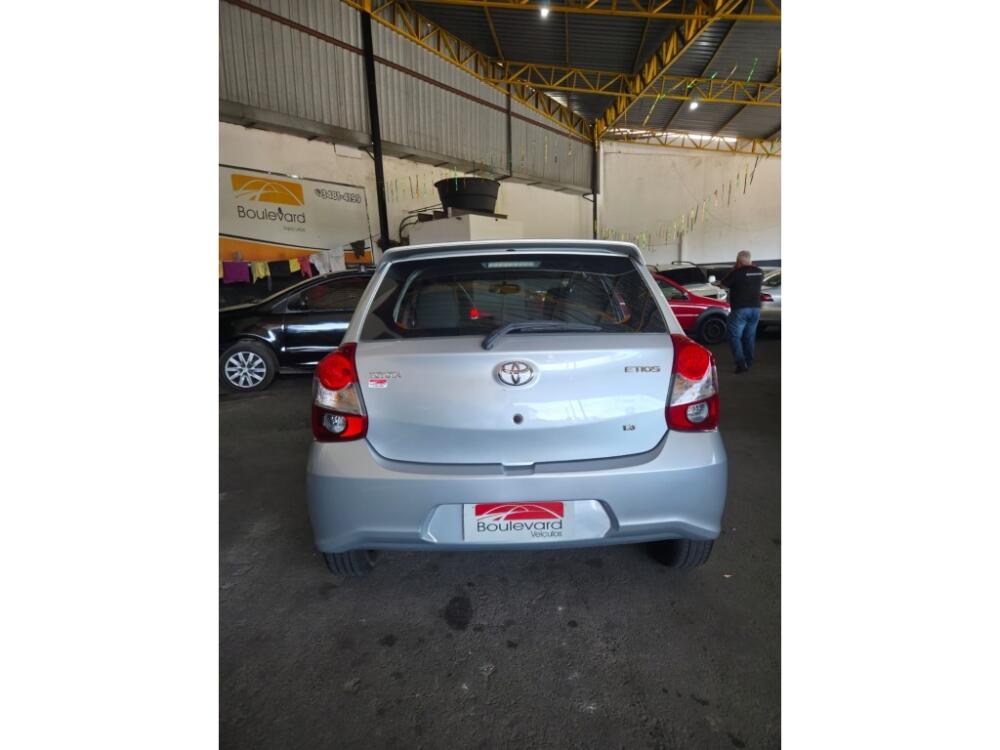 Toyota Etios Hatch
