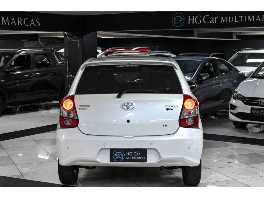 Toyota Etios Hatch