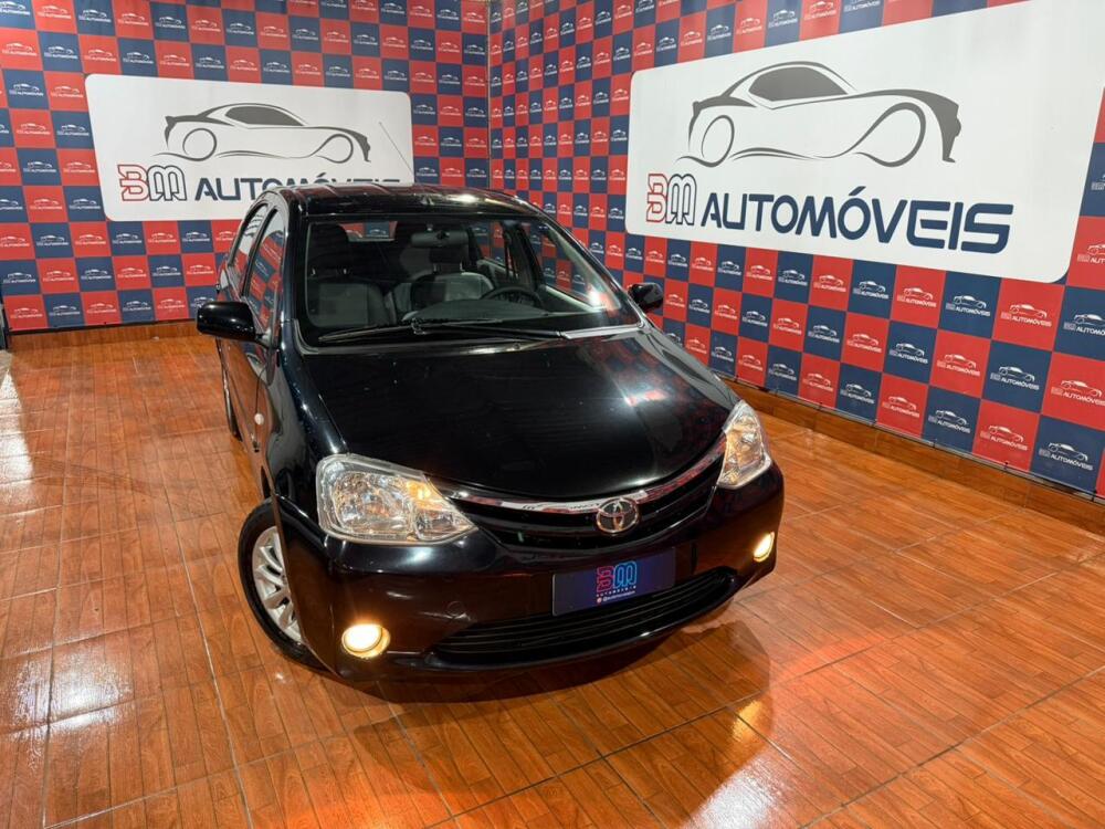 Toyota Etios Sedan ETIOS X SEDAN 1.5 FLEX 16V 4P MEC. 2013