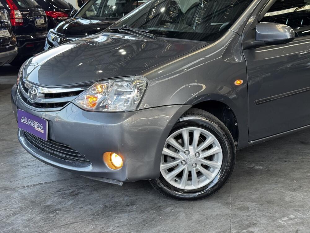 Toyota Etios Sedan