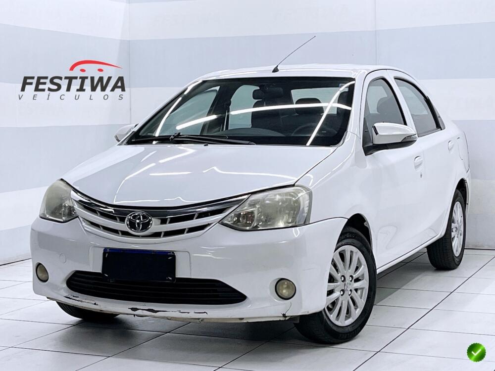 Toyota Etios Sedan ETIOS X SEDAN 1.5 FLEX 16V 4P MEC. 2014