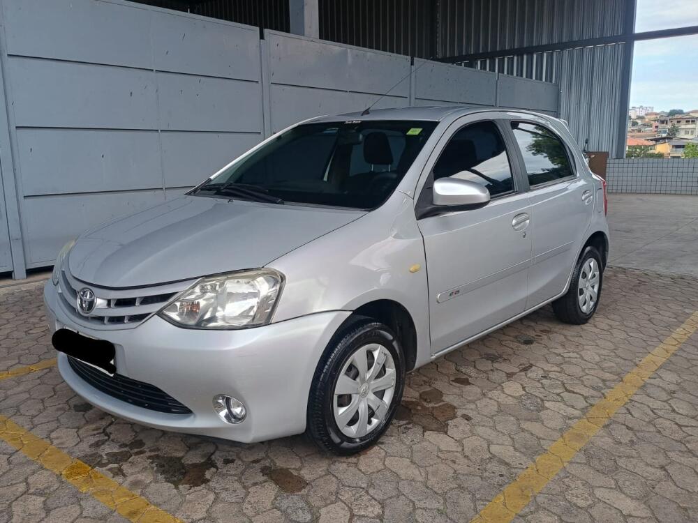 Toyota Etios Sedan ETIOS X SEDAN 1.5 FLEX 16V 4P MEC. 2015