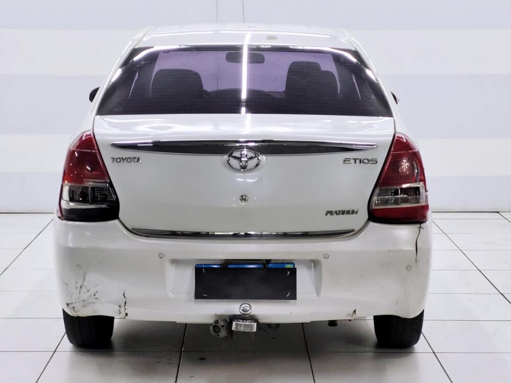 Toyota Etios Sedan