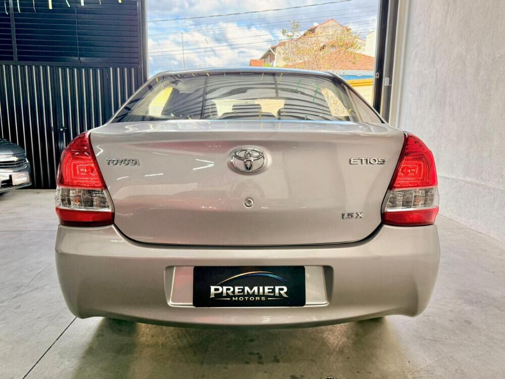 Toyota Etios Sedan