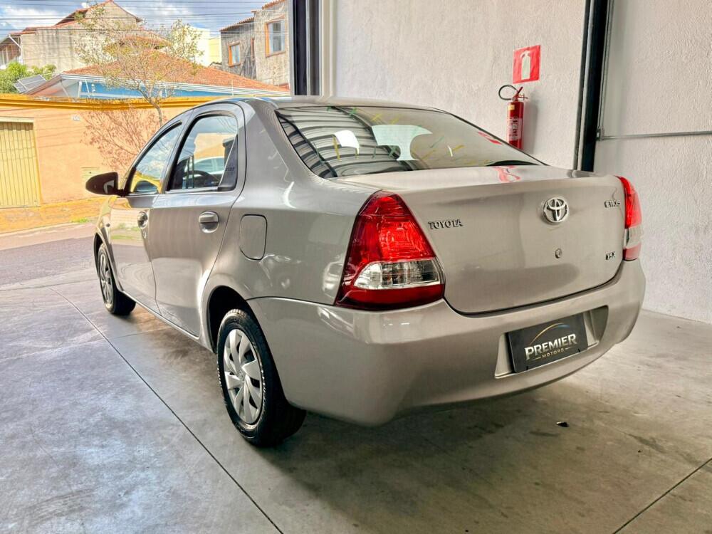 Toyota Etios Sedan