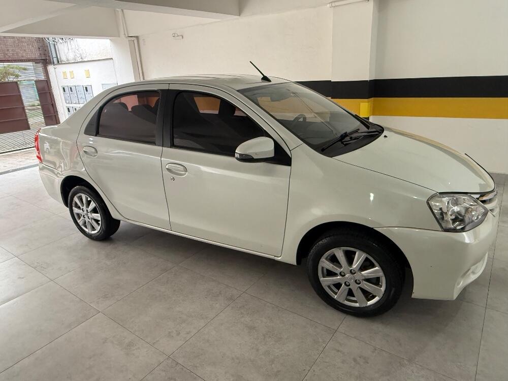 Toyota Etios Sedan