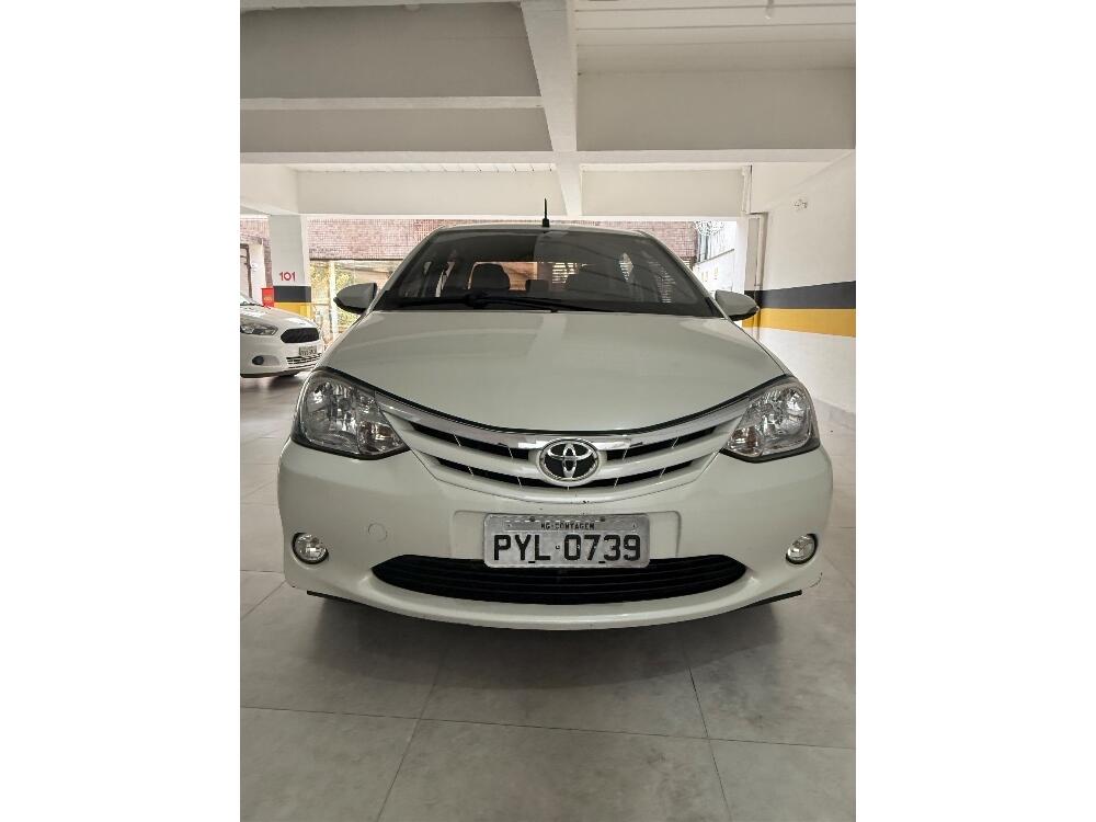 Toyota Etios Sedan