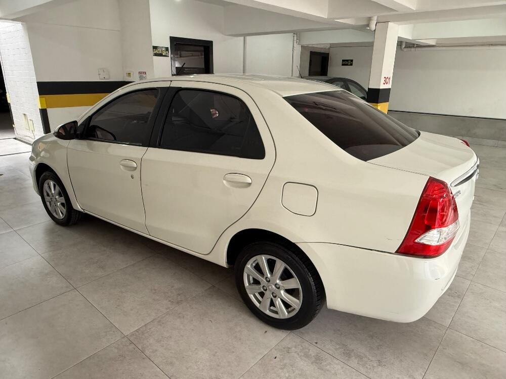 Toyota Etios Sedan