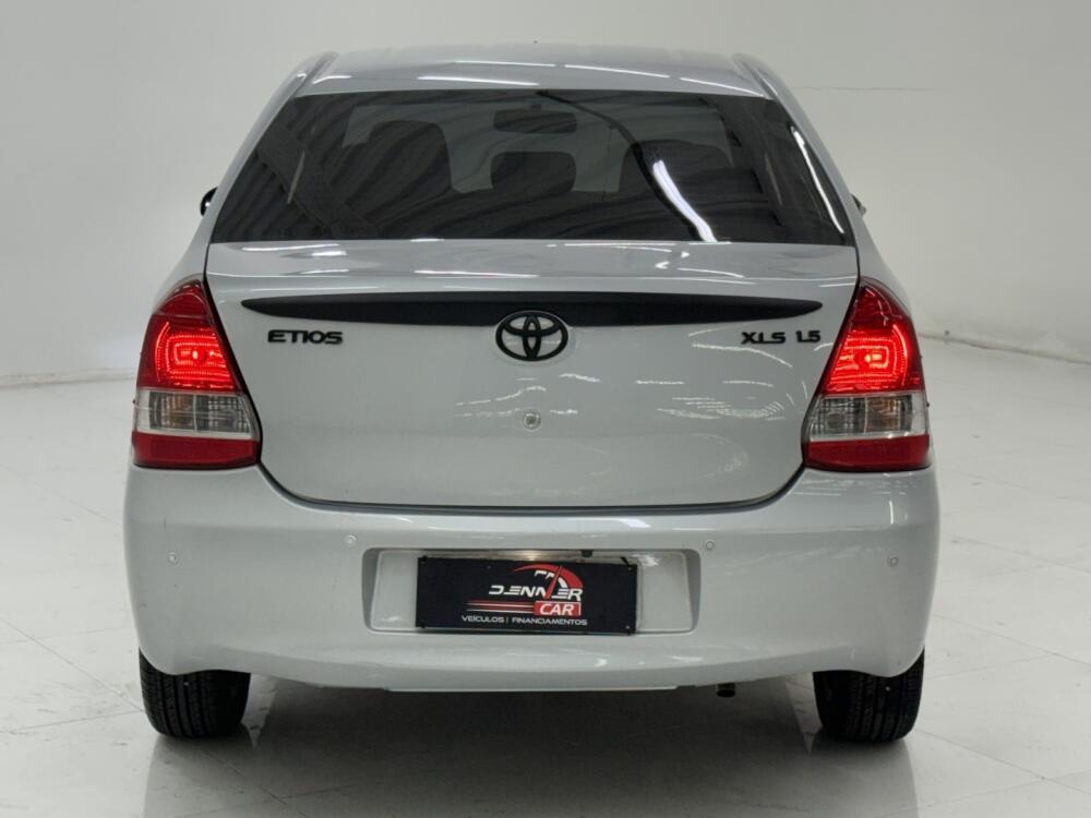 Toyota Etios Sedan