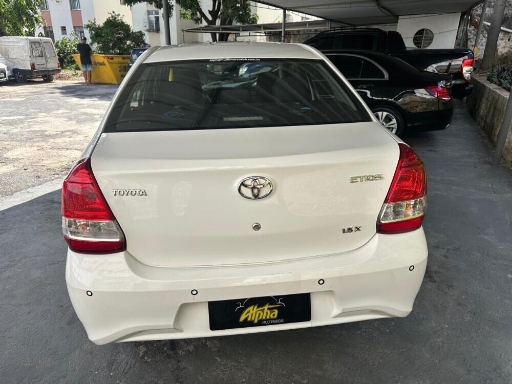 Toyota Etios Sedan