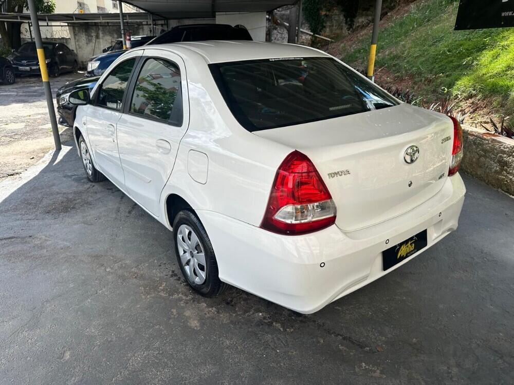 Toyota Etios Sedan