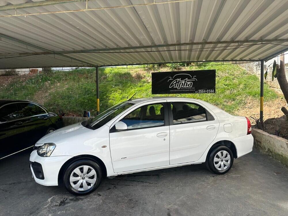 Toyota Etios Sedan
