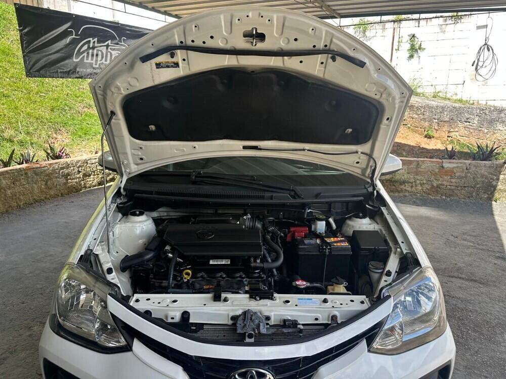 Toyota Etios Sedan