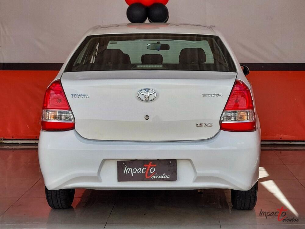 Toyota Etios Sedan