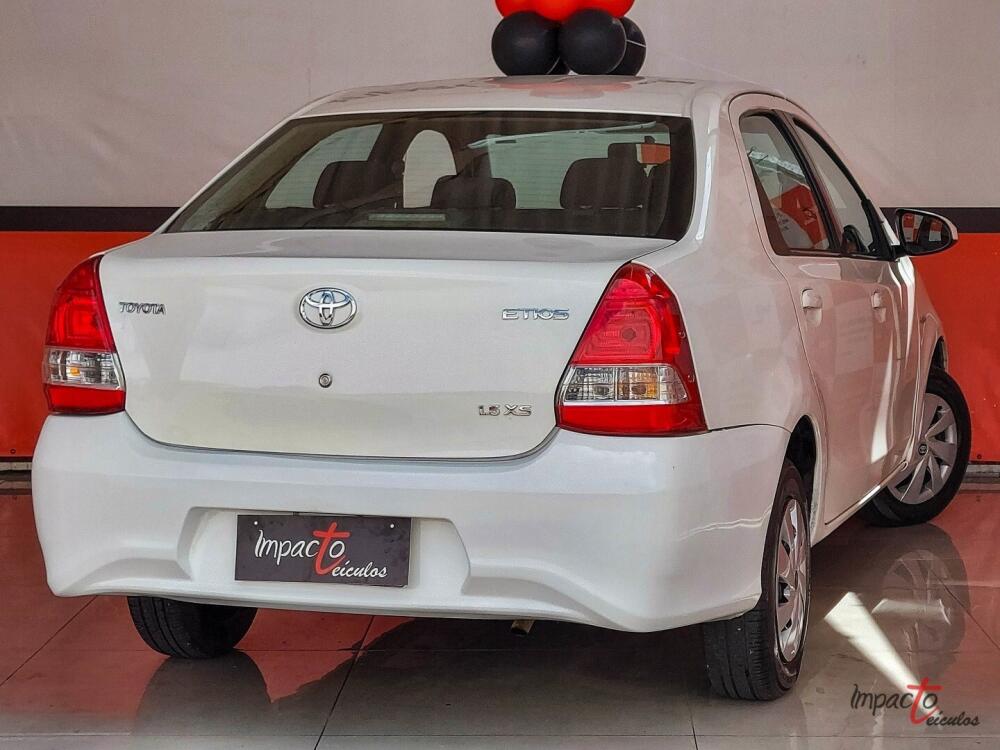 Toyota Etios Sedan