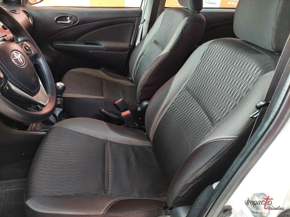 Toyota Etios Sedan